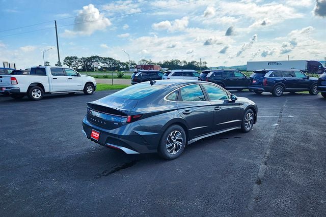 2026 Hyundai Sonata Hybrid Blue