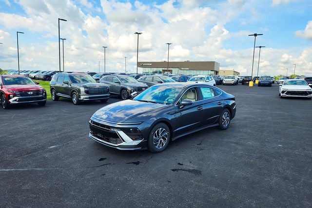 2026 Hyundai Sonata Hybrid Blue