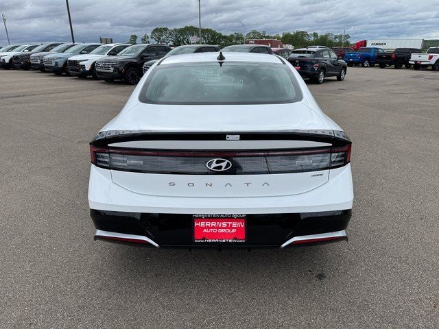 2025 Hyundai Sonata Hybrid SEL