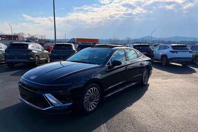 2026 Hyundai Sonata Hybrid Limited