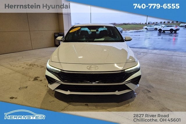 2024 Hyundai Elantra SE