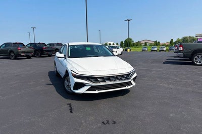 2026 Hyundai Elantra SE