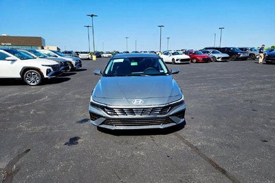 2026 Hyundai Elantra SE