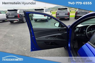 2025 Hyundai Elantra SEL Sport