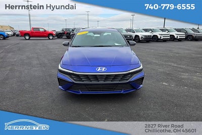2025 Hyundai Elantra SEL Sport