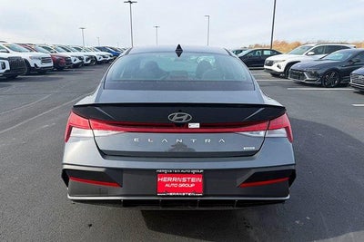 2026 Hyundai Elantra Hybrid SEL Sport