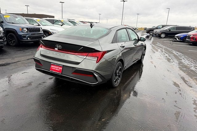 2026 Hyundai Elantra Hybrid SEL Sport