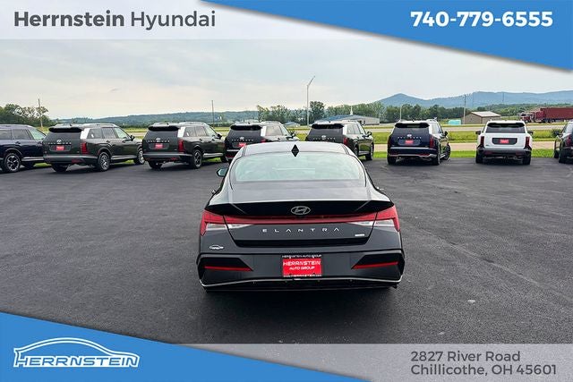 2025 Hyundai Elantra Hybrid Limited