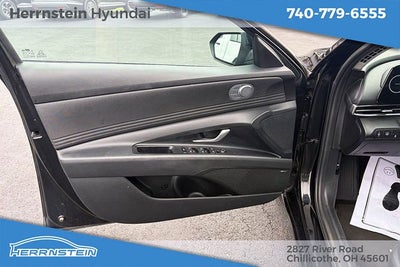 2025 Hyundai Elantra Hybrid Limited
