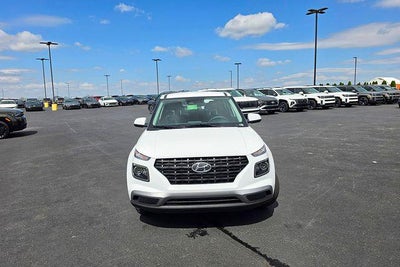2026 Hyundai Venue SE
