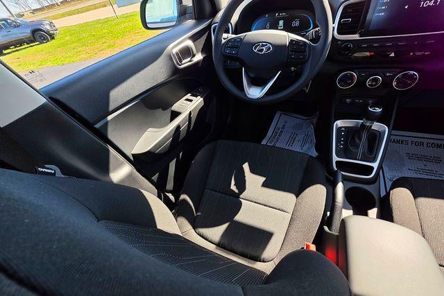 2026 Hyundai Venue SE