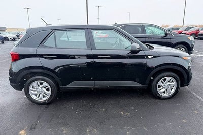 2026 Hyundai Venue SE