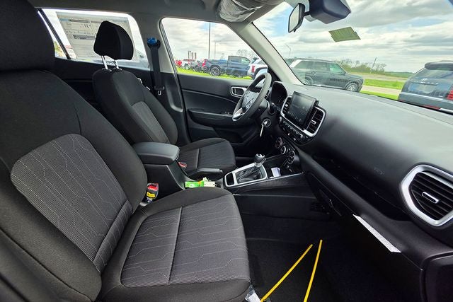 2026 Hyundai Venue SE