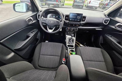 2026 Hyundai Venue SE