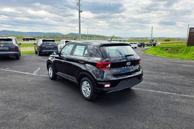 2026 Hyundai Venue SE