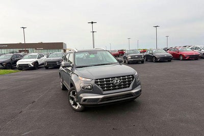 2026 Hyundai Venue SEL w/Two-Tone Roof