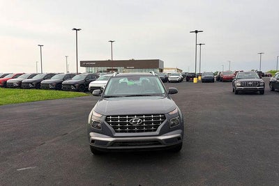 2026 Hyundai Venue SEL w/Two-Tone Roof