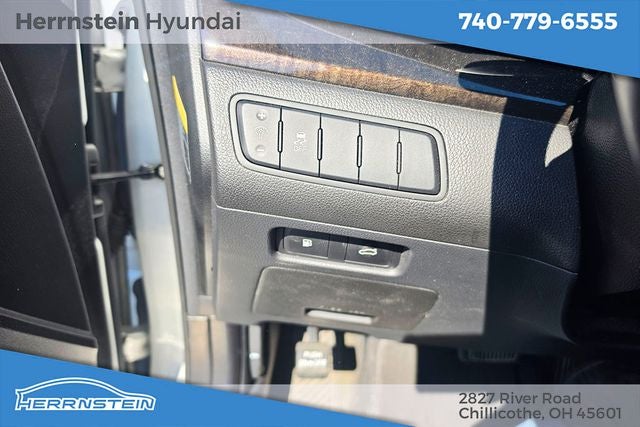 2016 Kia Cadenza Premium