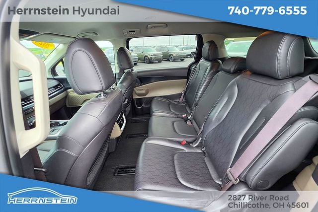 2025 Kia Carnival LXS