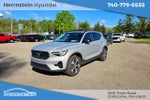 2024 Volvo XC40 B5 Plus Dark Theme
