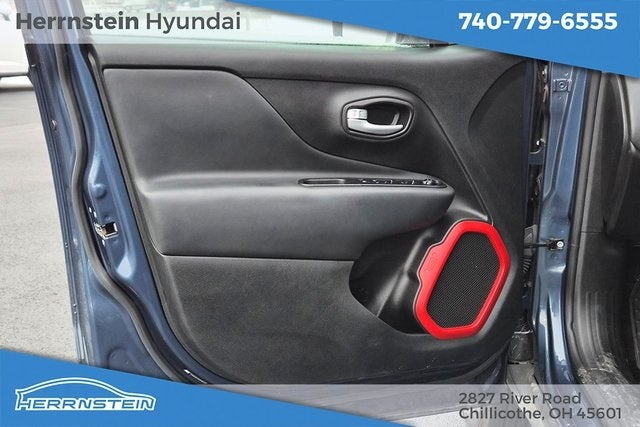 2023 Jeep Renegade Trailhawk