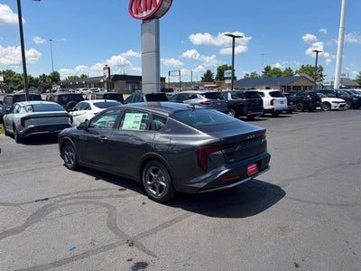 2026 Kia K4 LXS
