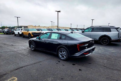 2026 Kia K4 LXS