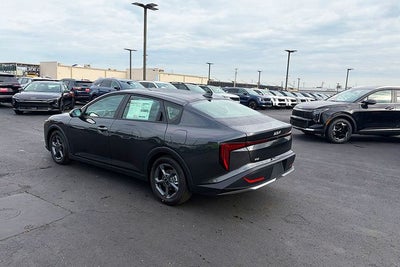 2026 Kia K4 LXS