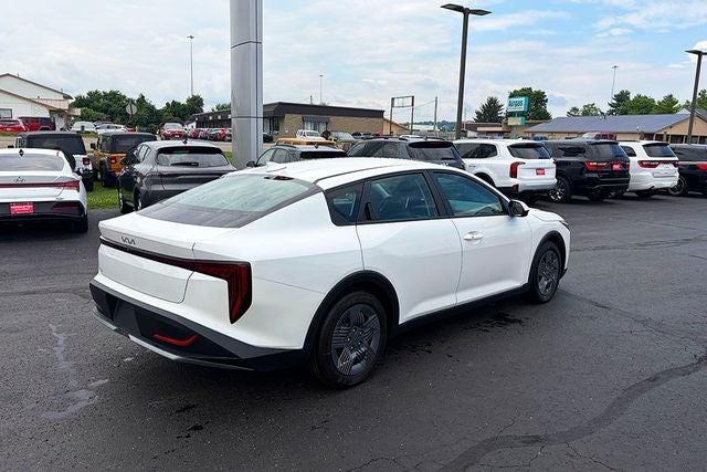 2026 Kia K4 LX