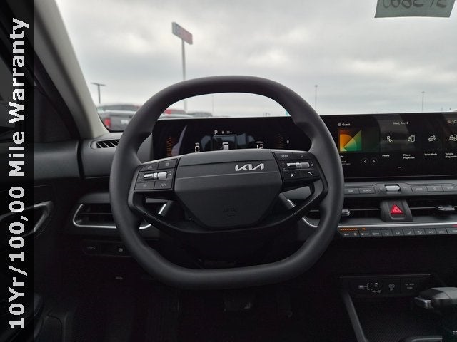 2025 Kia K4 LX