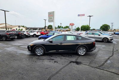 2026 Kia K4 LX