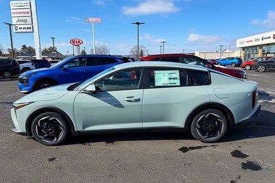 2026 Kia K4 EX