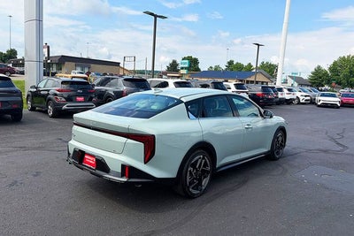2026 Kia K4 GT-Line