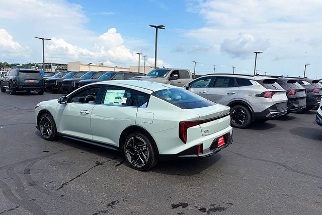 2026 Kia K4 GT-Line