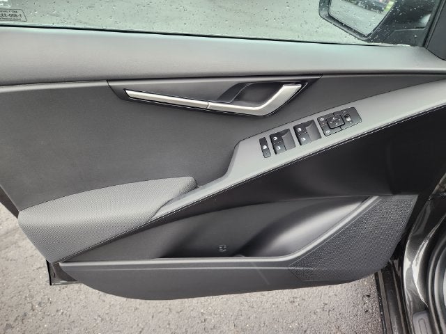 2027 Kia Niro LX