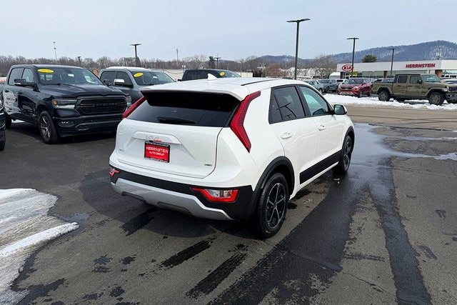 2026 Kia Niro LX
