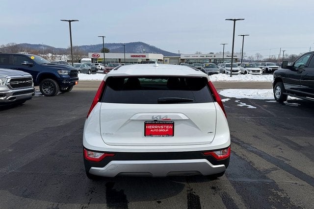 2026 Kia Niro LX