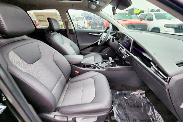 2026 Kia Niro EX