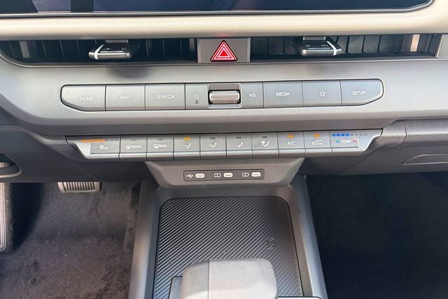 2027 Kia Seltos LX