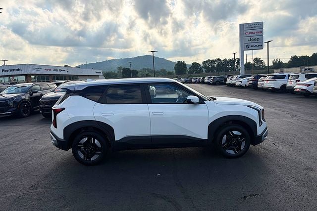 2027 Kia Seltos LX