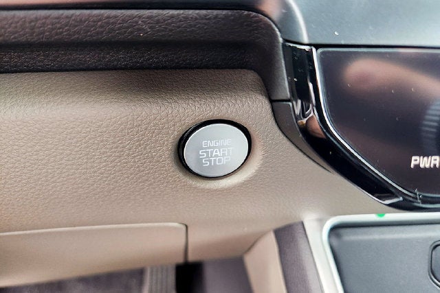 2027 Kia Carnival LX