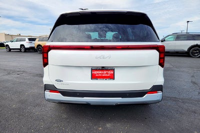 2027 Kia Carnival LXS