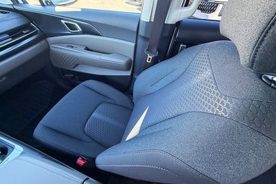 2026 Kia Carnival LX