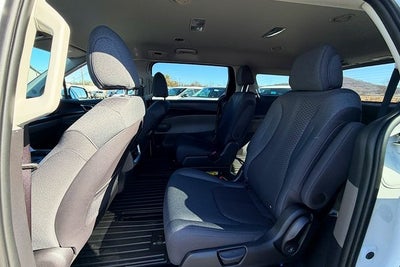 2026 Kia Carnival LX