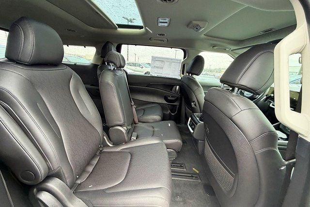 2026 Kia Carnival Hybrid SX