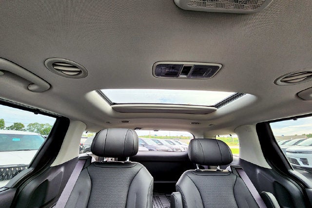 2027 Kia Carnival Hybrid SX Prestige