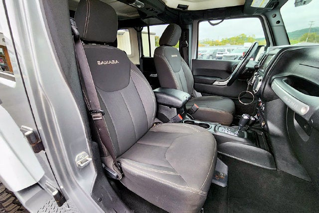 2016 Jeep Wrangler Unlimited Unlimited Sahara