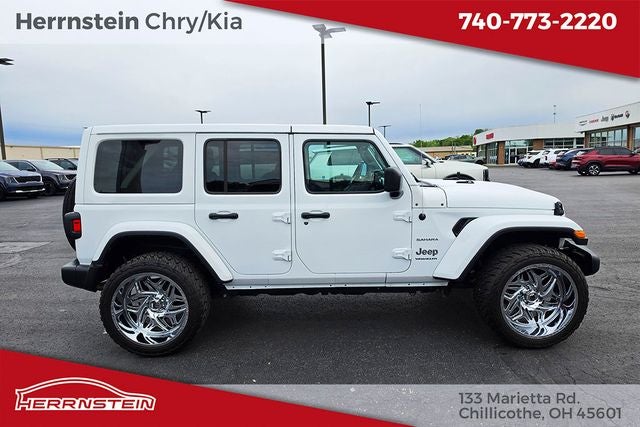 2023 Jeep Wrangler 4-Door Sahara