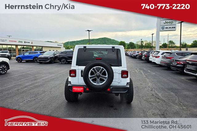 2023 Jeep Wrangler 4-Door Sahara