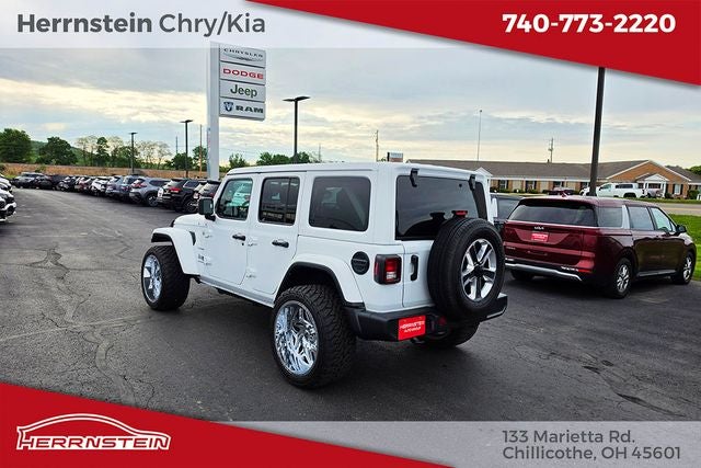 2023 Jeep Wrangler 4-Door Sahara